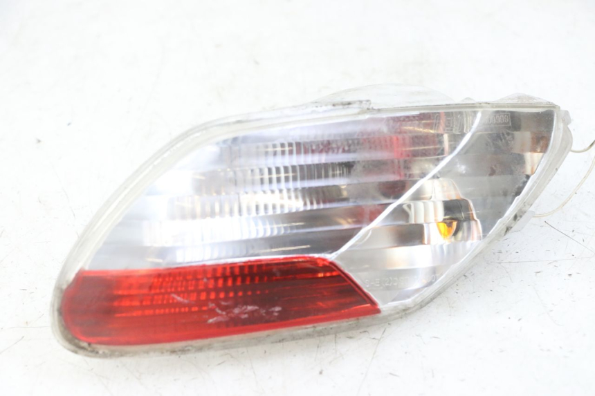 photo de RIGHT REAR LIGHT PIAGGIO MP3 LT 400 (2007 - 2012)