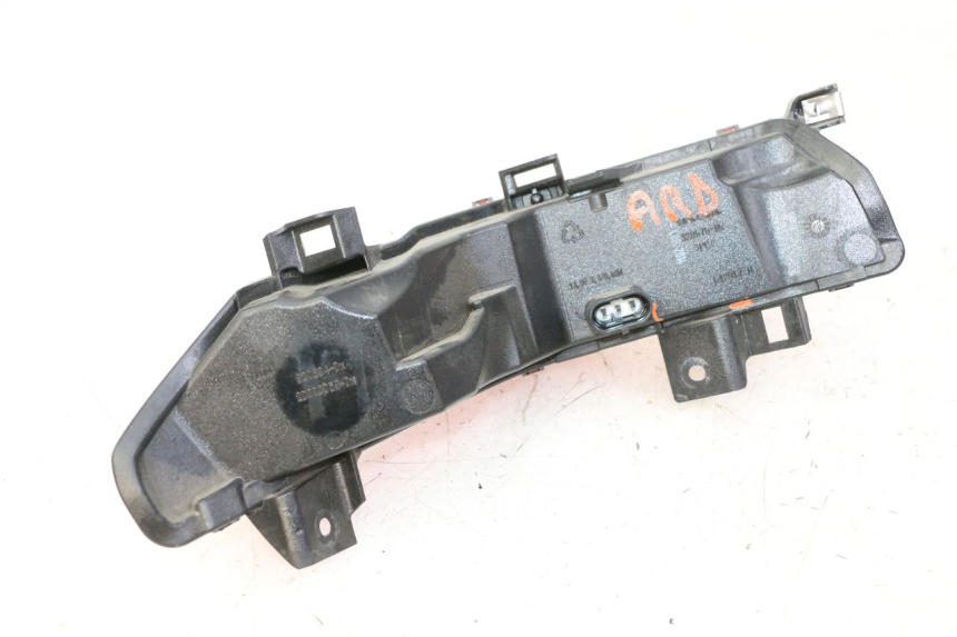photo de RIGHT REAR LIGHT PIAGGIO MP3 500 (2014 - 2016)