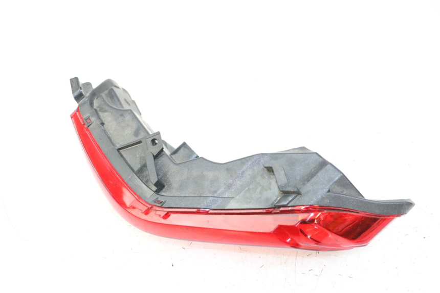 photo de RIGHT REAR LIGHT PIAGGIO MP3 500 (2014 - 2016)