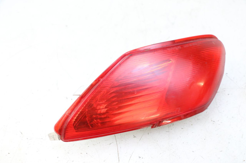 photo de RIGHT REAR LIGHT PIAGGIO MP3 500 (2011 - 2015) - Surface and material condition