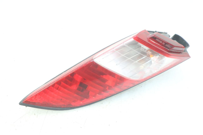 photo de RIGHT REAR LIGHT PEUGEOT SATELIS 125 (2010 - 2012)