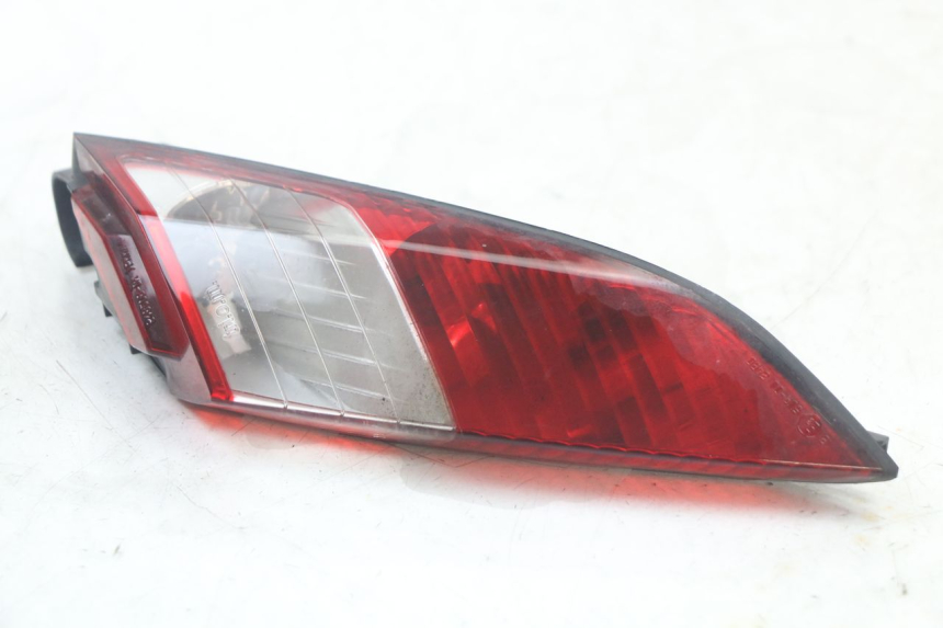 photo de RIGHT REAR LIGHT PEUGEOT SATELIS 125 (2006 - 2009)