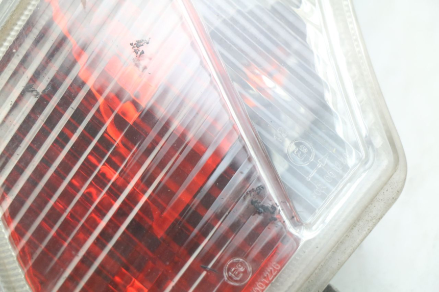 photo de RIGHT TAIL LIGHT PEUGEOT VIVACITY 125 (2010 - 2017)
