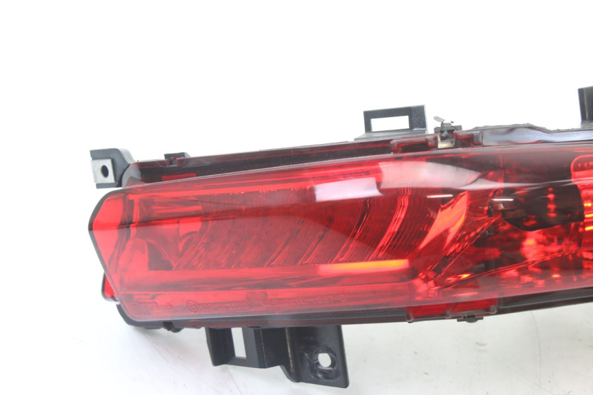 photo de RIGHT REAR LIGHT PIAGGIO MP3 500 (2014 - 2016)