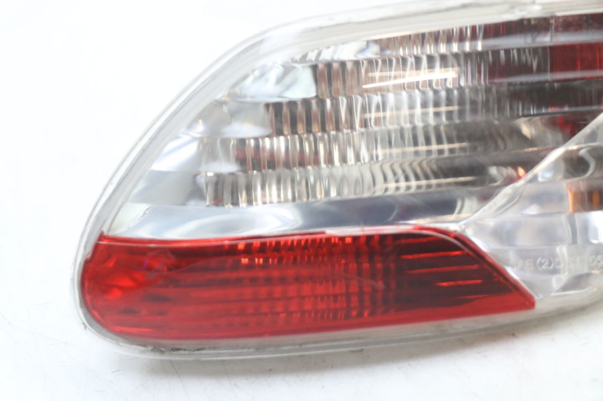 photo de RIGHT REAR LIGHT PIAGGIO MP3 LT 400 (2007 - 2012)