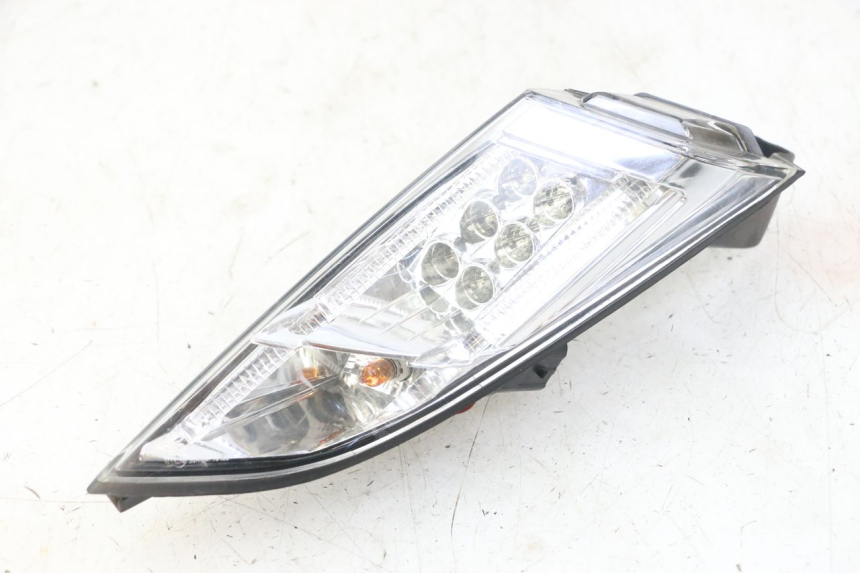 photo de RIGHT TAIL LIGHT PEUGEOT SATELIS 125 (2013 - 2018)