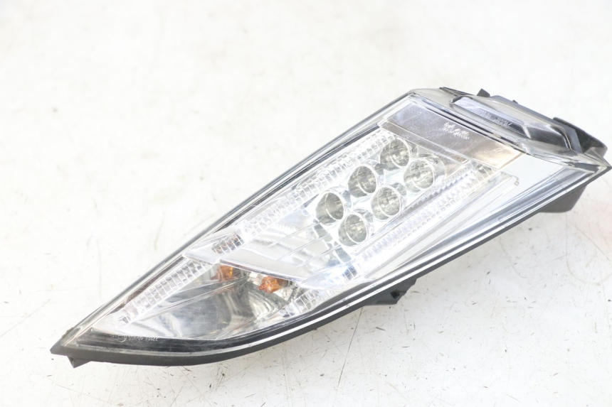 photo de RIGHT TAIL LIGHT PEUGEOT SATELIS 125 (2013 - 2018)