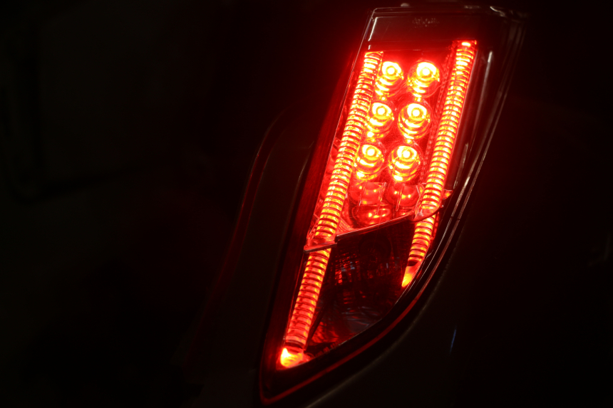 photo de RIGHT TAIL LIGHT PEUGEOT SATELIS 125 (2013 - 2018)