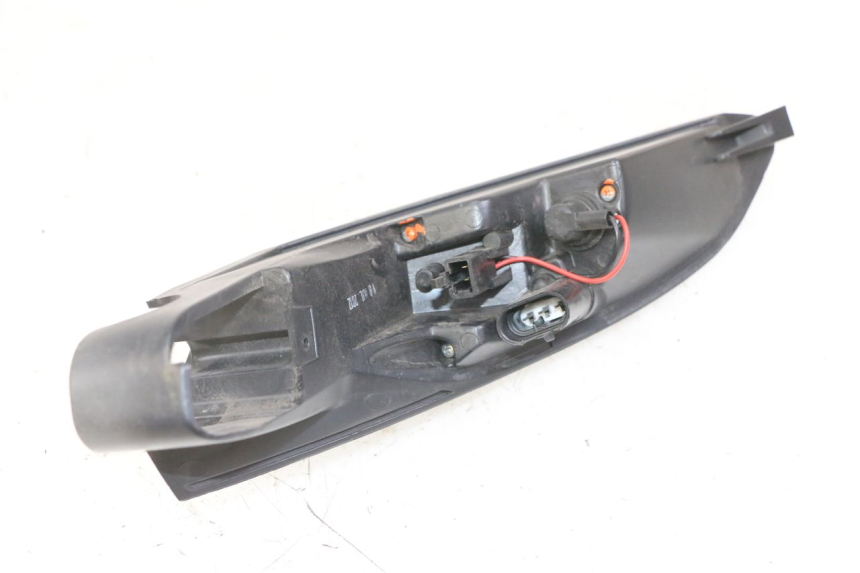 photo de RIGHT TAIL LIGHT PEUGEOT SATELIS 125 (2013 - 2018)