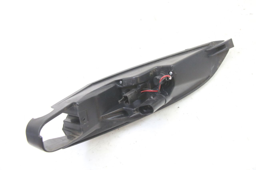 photo de RIGHT TAIL LIGHT PEUGEOT SATELIS 125 (2013 - 2018)