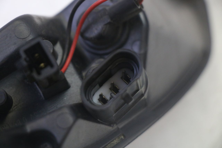 photo de RIGHT TAIL LIGHT PEUGEOT SATELIS 125 (2013 - 2018)