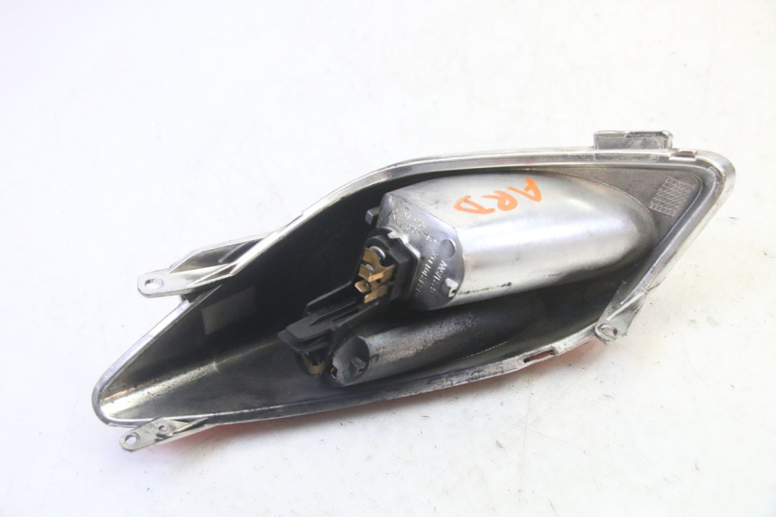 photo de RIGHT REAR LIGHT YAMAHA X-MAX XMAX 250 (2006 - 2009)