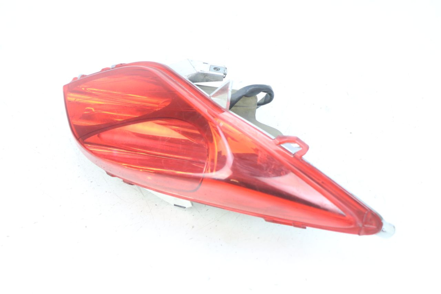 photo de RIGHT REAR LIGHT YAMAHA X-MAX XMAX 125 (2010 - 2014)