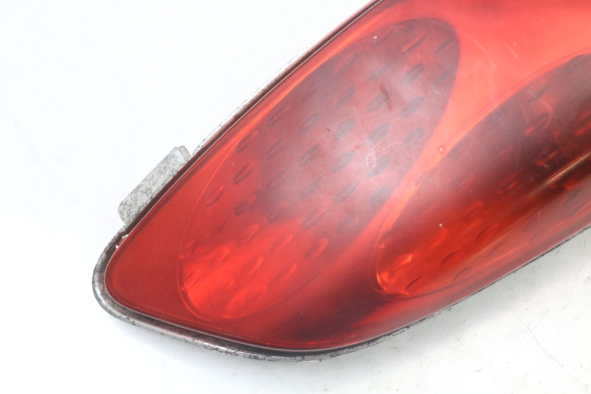 photo de RIGHT REAR LIGHT YAMAHA X-MAX XMAX 250 (2006 - 2009)