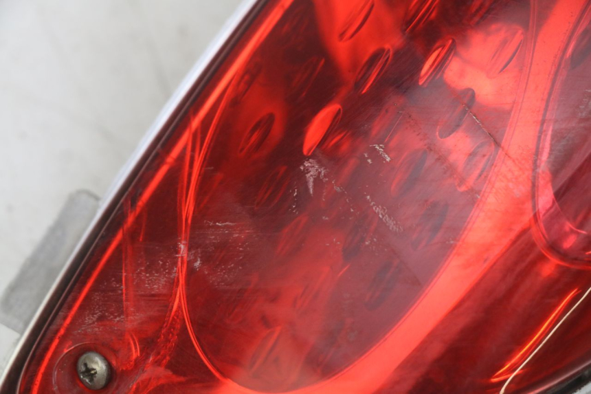 photo de RIGHT REAR LIGHT YAMAHA XMAX X-MAX 125 (2006 - 2009)