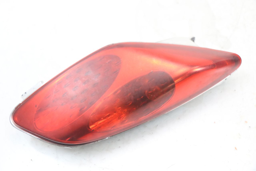 photo de RIGHT REAR LIGHT YAMAHA XMAX X-MAX 125 (2006 - 2009)