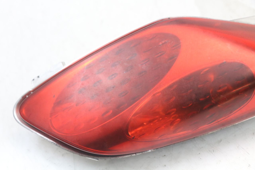 photo de RIGHT REAR LIGHT YAMAHA XMAX X-MAX 125 (2006 - 2009)