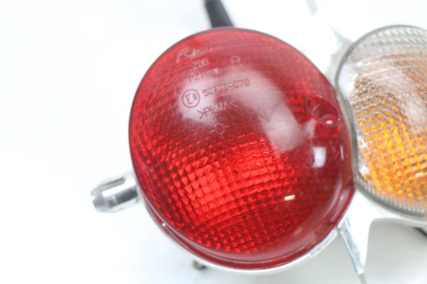 photo de RIGHT TAIL LIGHT YAMAHA YP MAJESTY 125 (2002 - 2006)