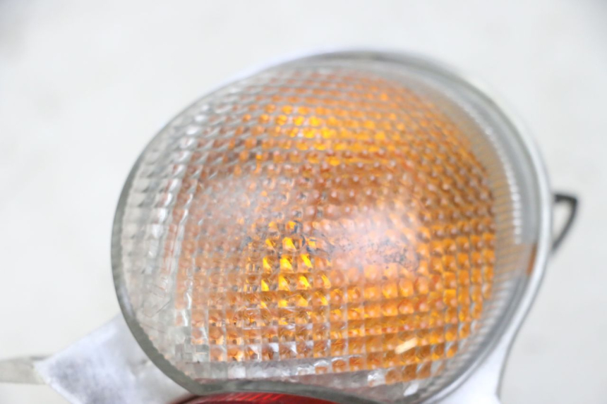photo de RIGHT TAIL LIGHT YAMAHA YP MAJESTY 125 (2002 - 2006)