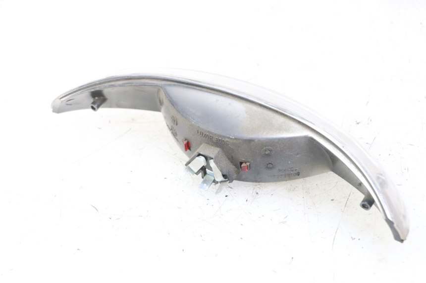 photo de TAIL LIGHT PEUGEOT ELYSTAR 125 (2002 - 2007)