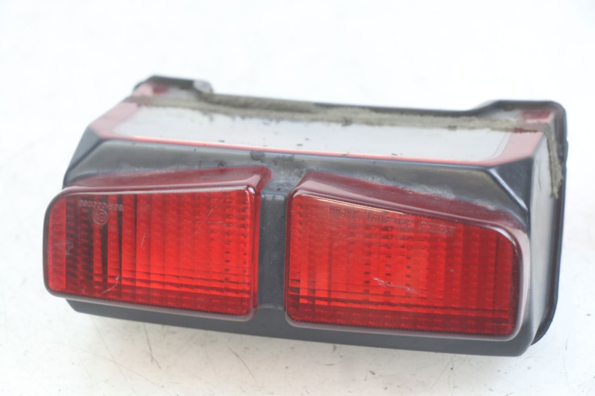 photo de REAR LIGHT YAMAHA FZS FAZER 600 (1998 - 2001)