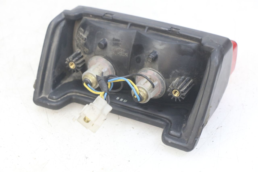photo de REAR LIGHT YAMAHA FZS FAZER 600 (1998 - 2001)