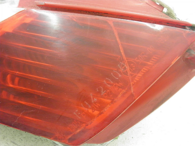 photo de LEFT TAIL LIGHT HONDA FES PANTHEON 125 (2003 - 2007)