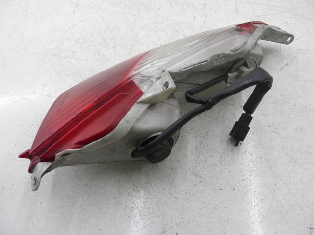 photo de LEFT TAIL LIGHT HONDA FES PANTHEON 125 (2003 - 2007)