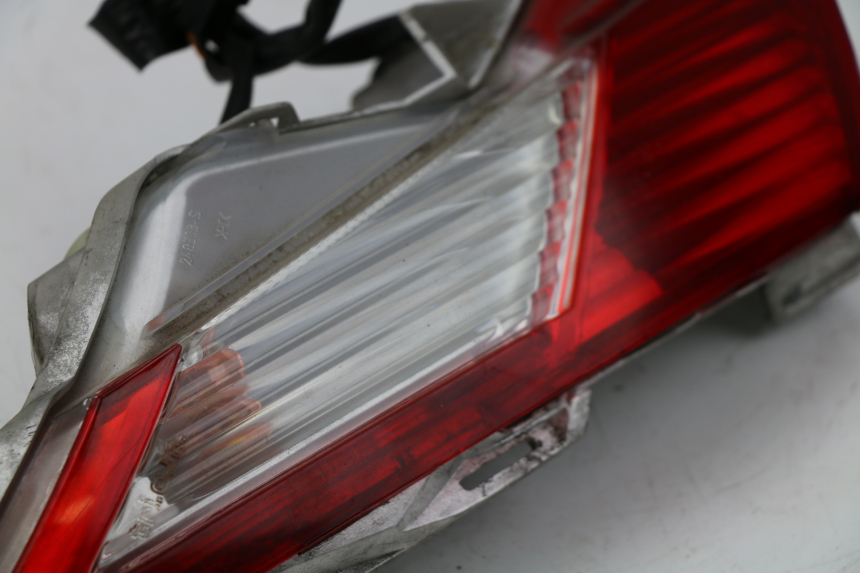 photo de LEFT TAIL LIGHT HONDA FES PANTHEON 125 (2003 - 2007)