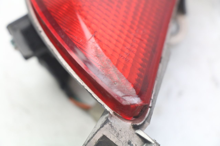 photo de LEFT REAR LIGHT HONDA FES PANTHEON 2T 125 (1998 - 2002)