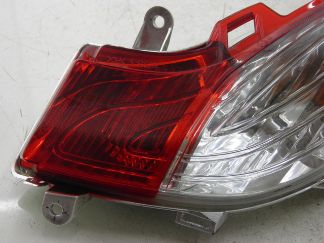 photo de LEFT TAIL LIGHT HONDA FES S-WING SWING 125 (2007 - 2015)