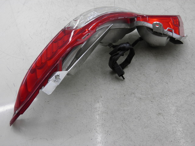 photo de LEFT TAIL LIGHT HONDA FES S-WING SWING 125 (2007 - 2015)