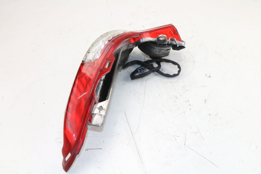 photo de LEFT TAIL LIGHT HONDA FES S-WING SWING 125 (2007 - 2015)