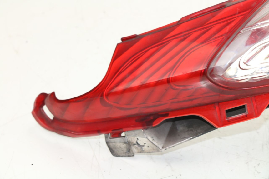 photo de LEFT TAIL LIGHT HONDA FES S-WING SWING 125 (2007 - 2015)