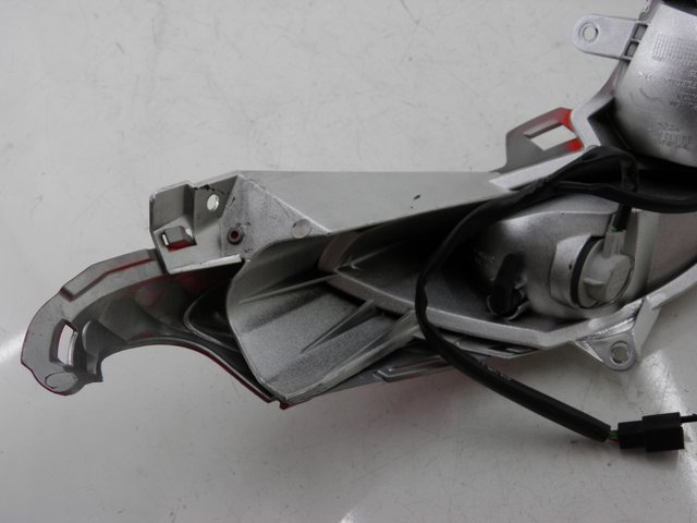 photo de LEFT TAIL LIGHT HONDA FES S-WING SWING 125 (2007 - 2015)