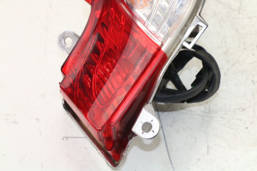 photo de LEFT TAIL LIGHT HONDA FES S-WING SWING ABS 125 (2007 - 2015)