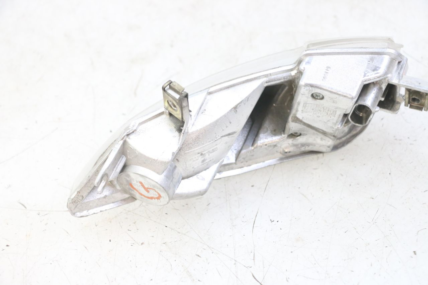 photo de LEFT TAIL LIGHT PIAGGIO IE MP3 YOURBAN 300 (2011 - 2016)