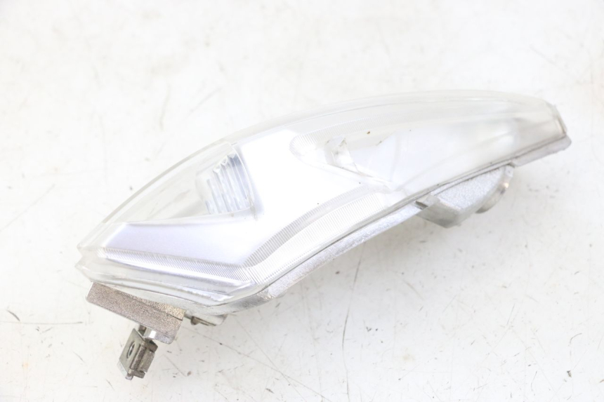 photo de LEFT TAIL LIGHT PIAGGIO IE MP3 YOURBAN 300 (2011 - 2016)
