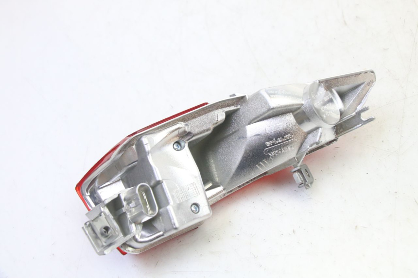 photo de LEFT TAIL LIGHT PIAGGIO MP3 HPE 310 (2024 - 2025)