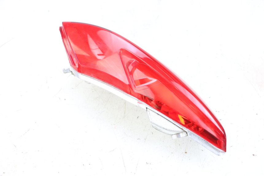 photo de LEFT TAIL LIGHT PIAGGIO MP3 HPE 300 (2019 - 2026) - Markings and original references
