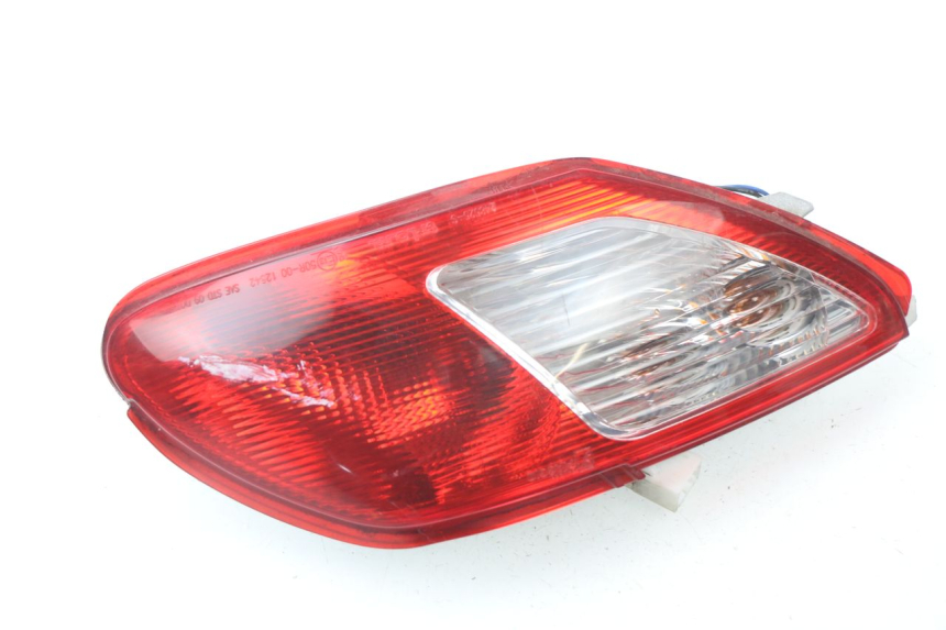 photo de LEFT TAIL LIGHT PIAGGIO MP3 LT 300 (2010 - 2016)