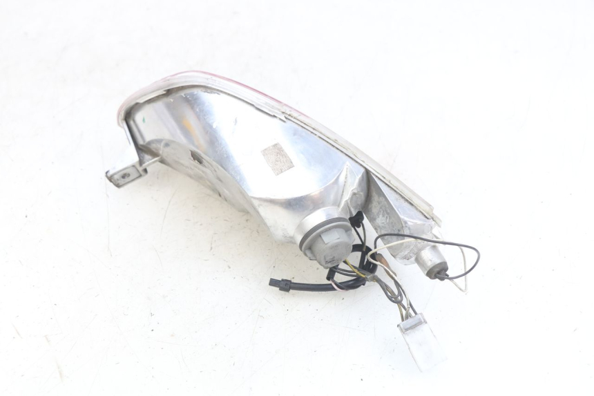 photo de LEFT REAR LIGHT PIAGGIO MP3 LT 400 (2007 - 2012)