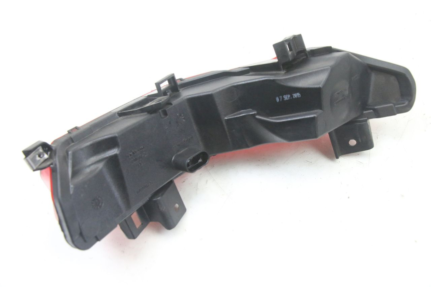 photo de LEFT TAIL LIGHT PIAGGIO MP3 500 (2014 - 2016)