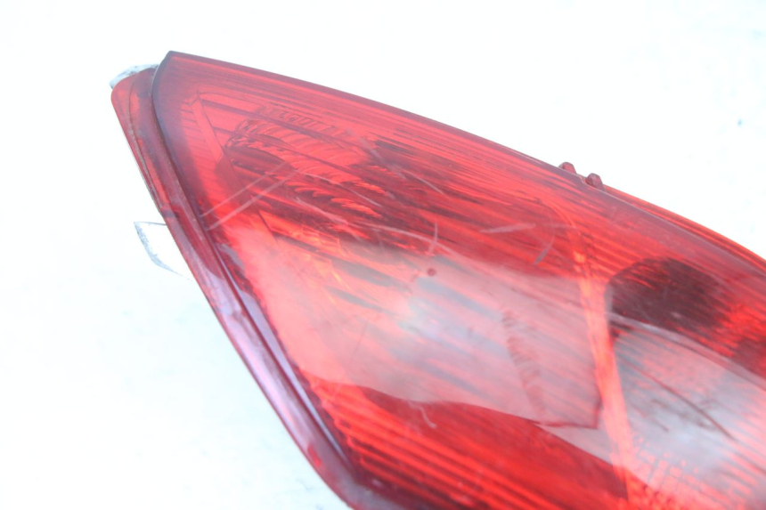 photo de LEFT REAR LIGHT PIAGGIO MP3 500 (2011 - 2015)