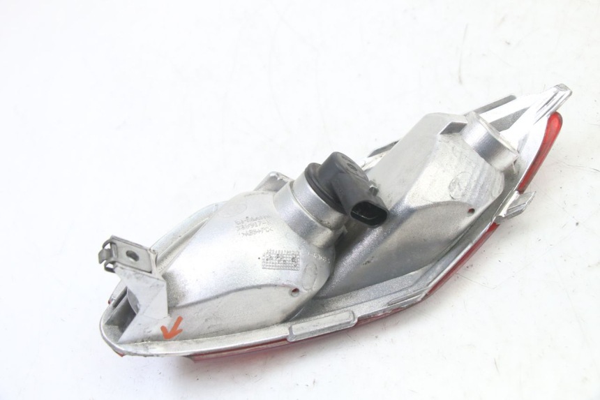 photo de LEFT REAR LIGHT PIAGGIO MP3 500 (2011 - 2015)