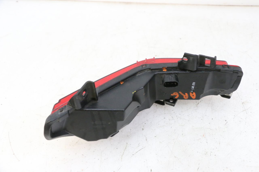 photo de LEFT TAIL LIGHT PIAGGIO MP3 500 (2014 - 2016)