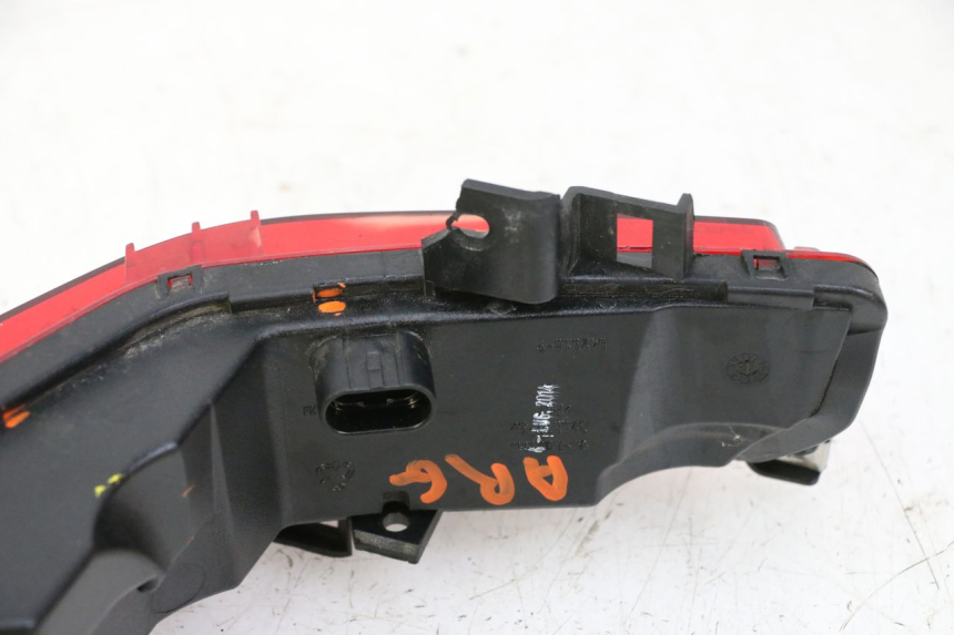 photo de LEFT TAIL LIGHT PIAGGIO MP3 500 (2014 - 2016)