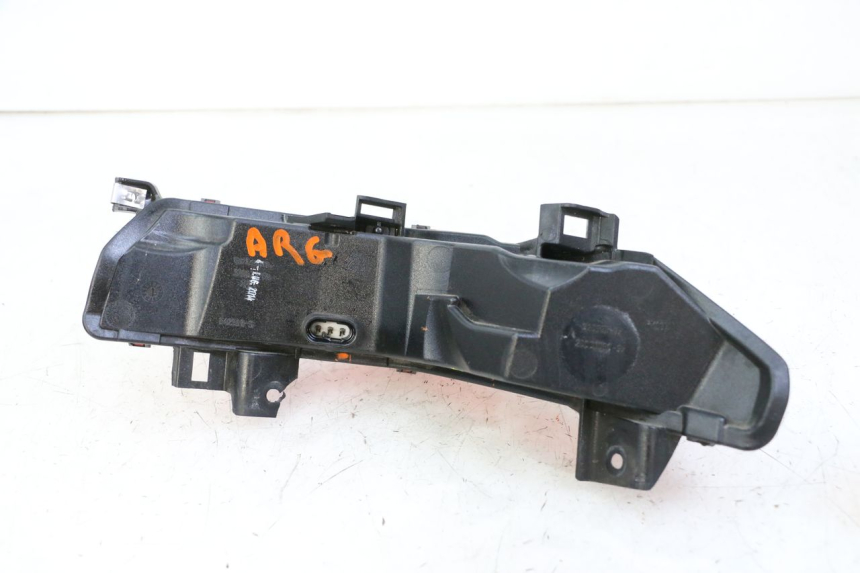 photo de LEFT TAIL LIGHT PIAGGIO MP3 500 (2014 - 2016)