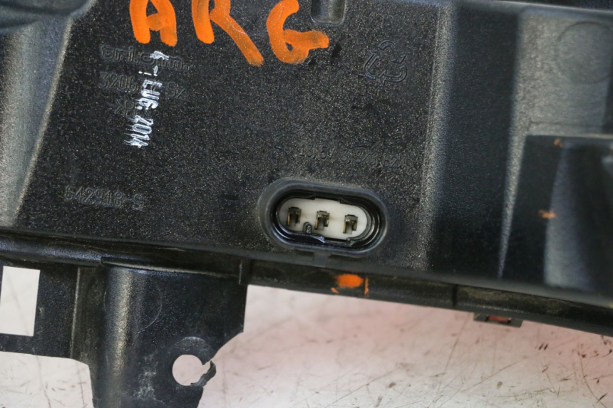 photo de LEFT TAIL LIGHT PIAGGIO MP3 500 (2014 - 2016)