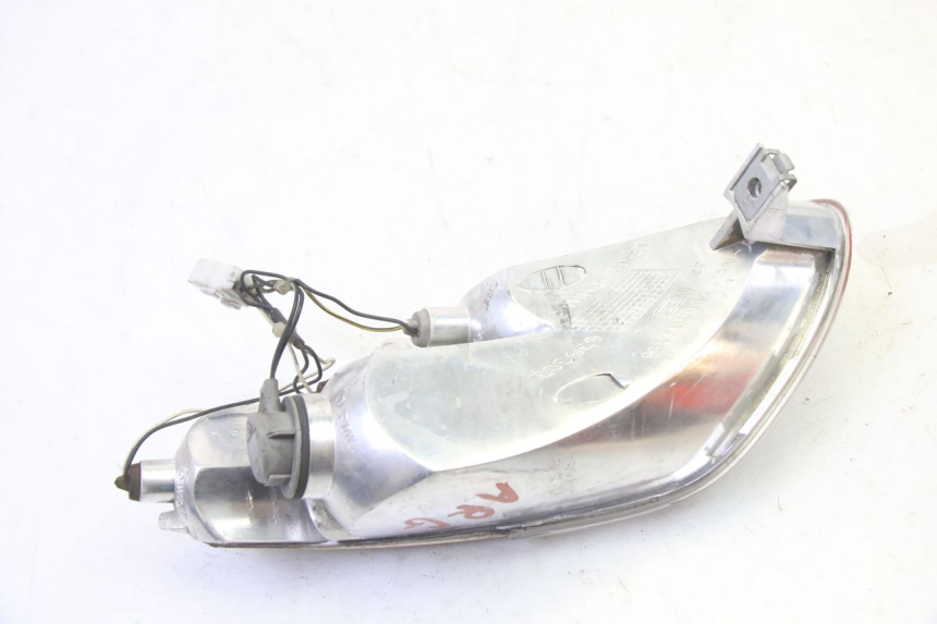 photo de LEFT TAIL LIGHT PIAGGIO MP3 125 (2006 - 2014)